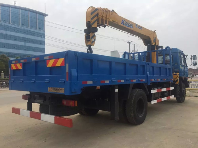 東風(fēng)145隨車(chē)吊（可裝3.5噸~6.3噸吊機(jī)）