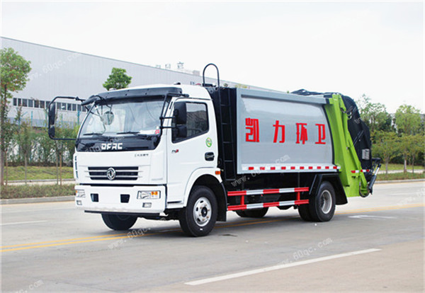 國五東風7方壓縮式垃圾車