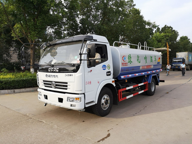 程力東風(fēng)8-9噸灑水車報價