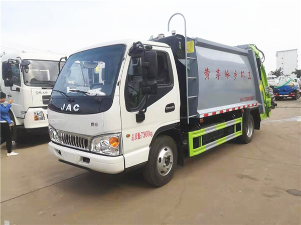 江淮康玲壓縮垃圾車發云南，湖北程力車輛上戶容易!