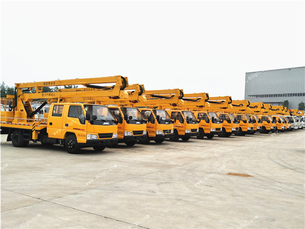 江鈴雙排16米高空作業(yè)車