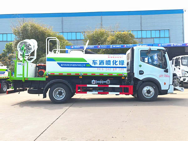 東風專致5噸霧炮車