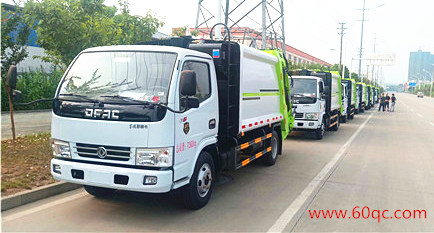 10臺(tái)6方東風(fēng)D6多利卡壓縮式垃圾車(chē)出發(fā)湖南