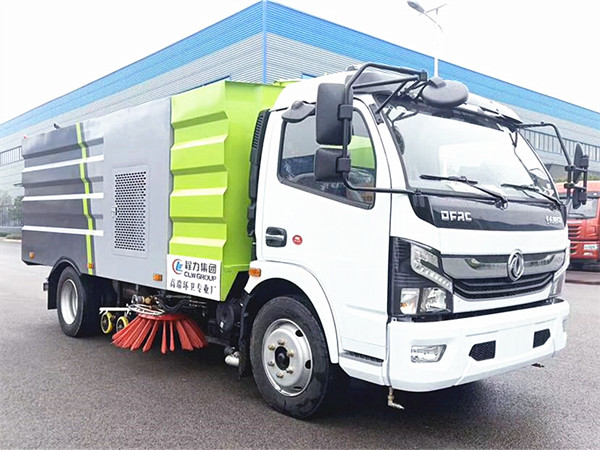 東風(fēng)凱普特8方洗掃車(chē)